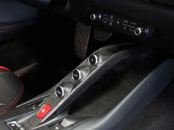 FERRARI 812 GTS  LIFT CARBON ROSSO CORSA 360CA PASSENGER