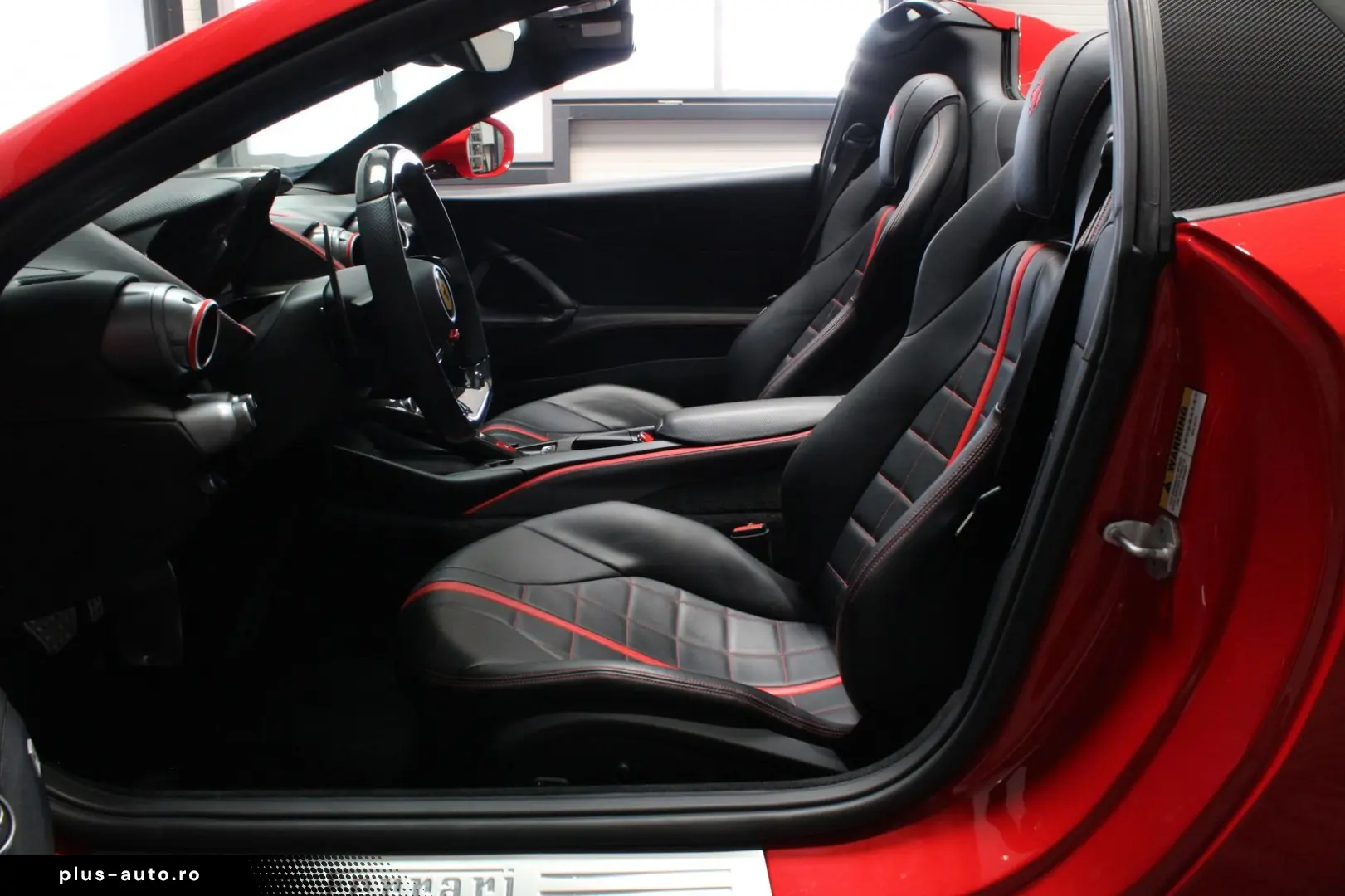 FERRARI 812 GTS  LIFT CARBON ROSSO CORSA 360CA PASSENGER