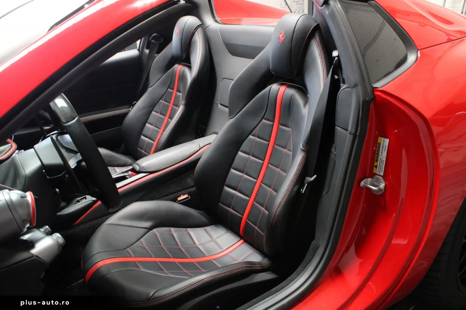 FERRARI 812 GTS  LIFT CARBON ROSSO CORSA 360CA PASSENGER