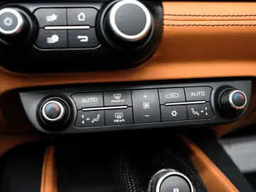 FERRARI Portofino VIEL CARBON LIFT BELÜFTUNG JBL DAYTONA