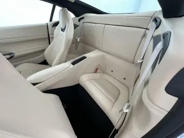 FERRARI Ferrari Portofino M AT JBL RFK PDC SHZ uvm