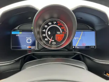 FERRARI Ferrari Portofino M AT JBL RFK PDC SHZ uvm