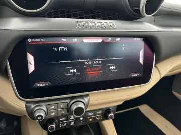 FERRARI Ferrari Portofino M AT JBL RFK PDC SHZ uvm