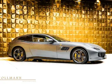 FERRARI Ferrari GTC4Lusso   CARBON   JBL   LIFT   PANO