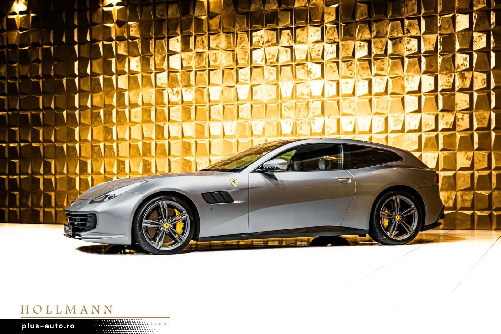 FERRARI Ferrari GTC4Lusso   CARBON   JBL   LIFT   PANO