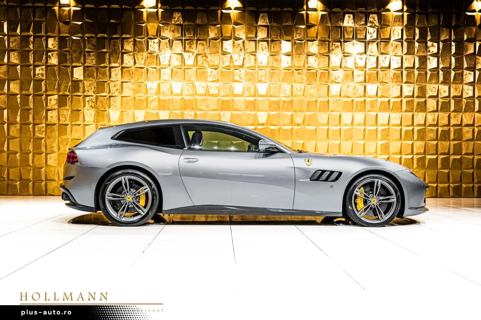 FERRARI Ferrari GTC4Lusso   CARBON   JBL   LIFT   PANO