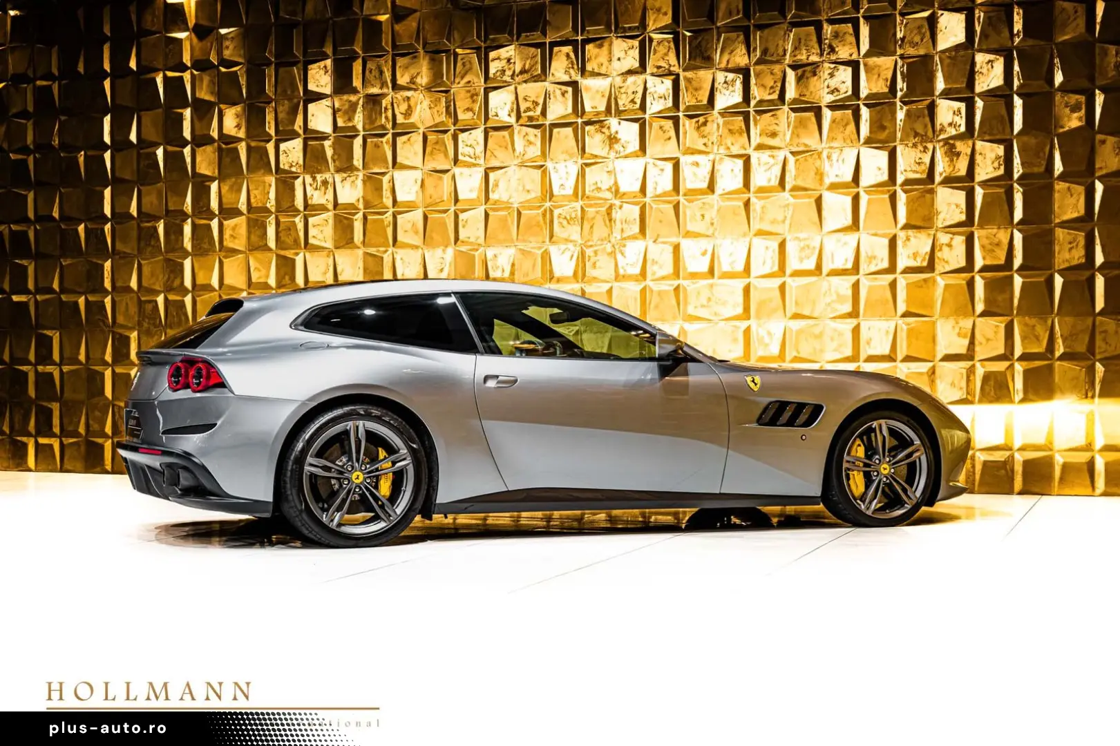 FERRARI Ferrari GTC4Lusso   CARBON   JBL   LIFT   PANO