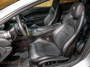 FERRARI Ferrari GTC4Lusso   CARBON   JBL   LIFT   PANO