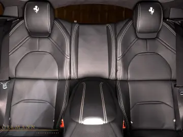 FERRARI Ferrari GTC4Lusso   CARBON   JBL   LIFT   PANO