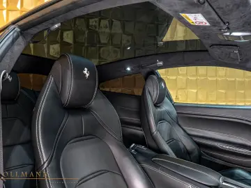 FERRARI Ferrari GTC4Lusso   CARBON   JBL   LIFT   PANO