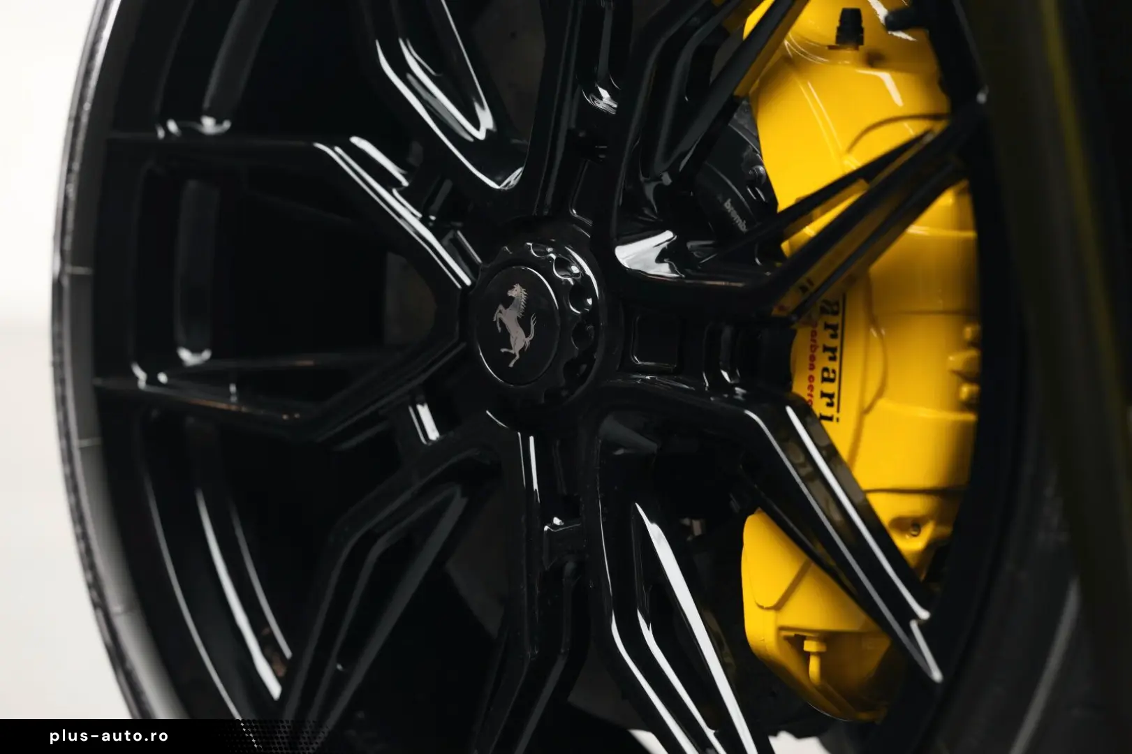 FERRARI Purosangue FullGreenCarbon NOVITEC Massage PPF