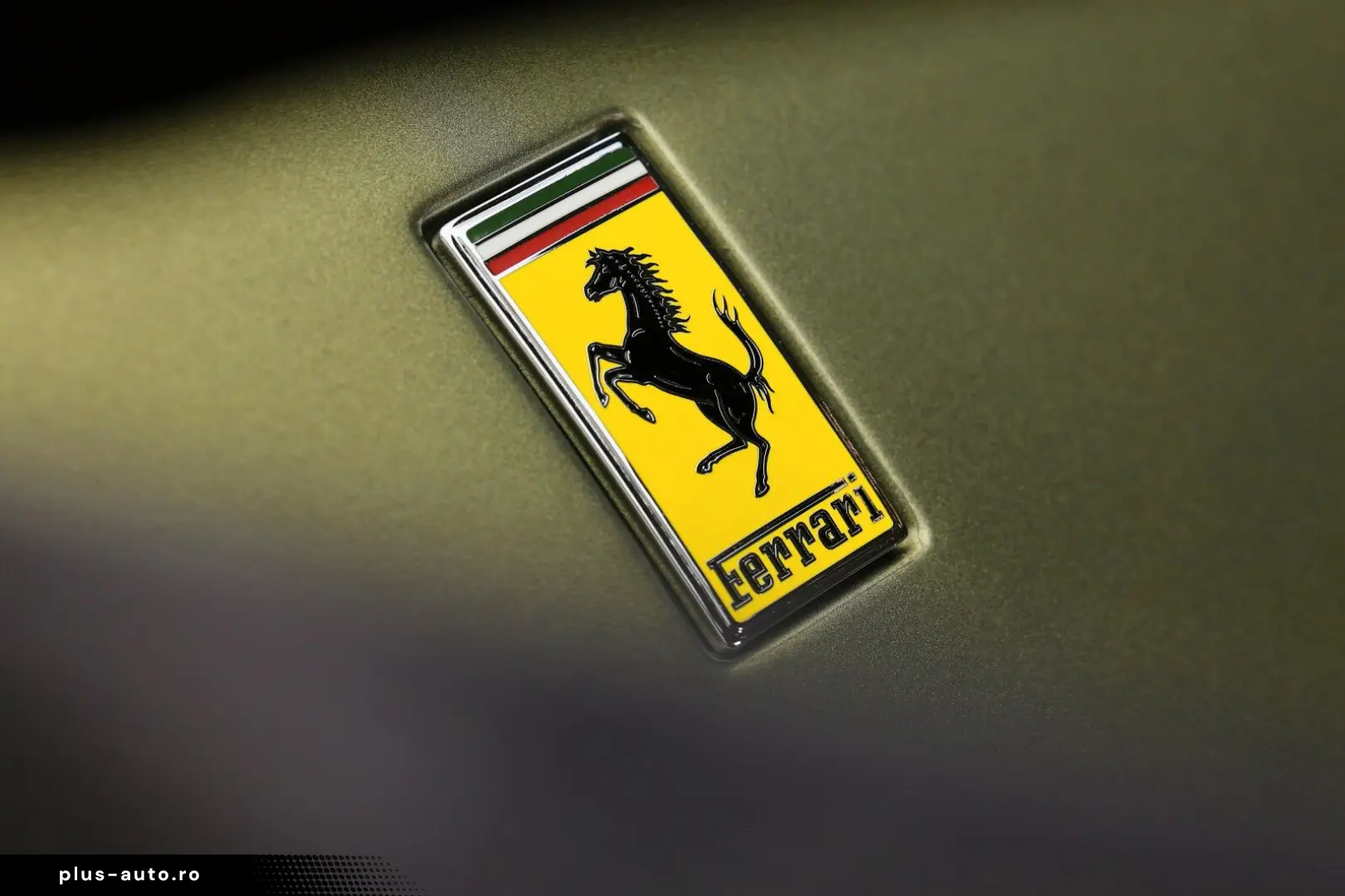 FERRARI Purosangue FullGreenCarbon NOVITEC Massage PPF