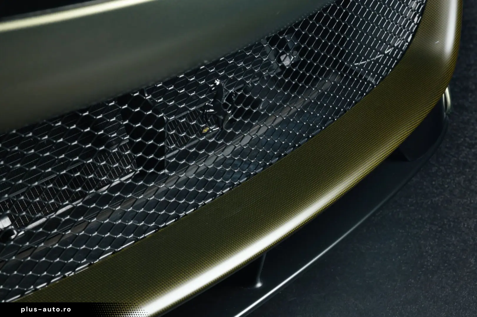 FERRARI Purosangue FullGreenCarbon NOVITEC Massage PPF