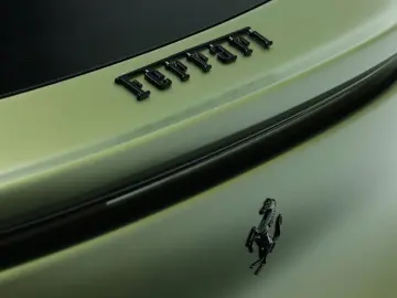 FERRARI Purosangue FullGreenCarbon NOVITEC Massage PPF