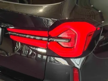 BMW X3 M Competition H&K Laserlicht HUD 360 Kamera