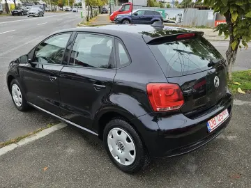 VOLKSWAGEN POLO 1.2