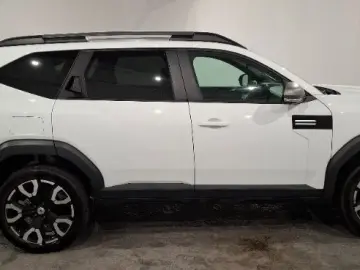 DACIA BIGSTER 1.8 Hybrid 155 Journey