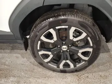 DACIA BIGSTER 1.8 Hybrid 155 Journey