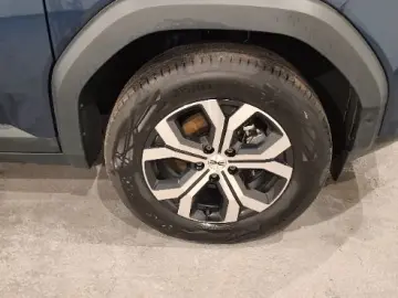 DACIA BIGSTER 1.8 Hybrid 155 Expression