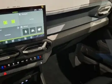 DACIA BIGSTER 1.8 Hybrid 155 Expression