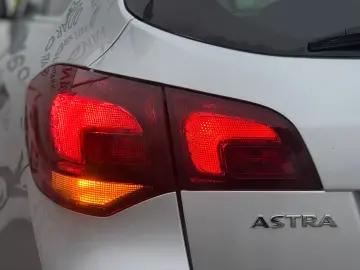OPEL ASTRA J