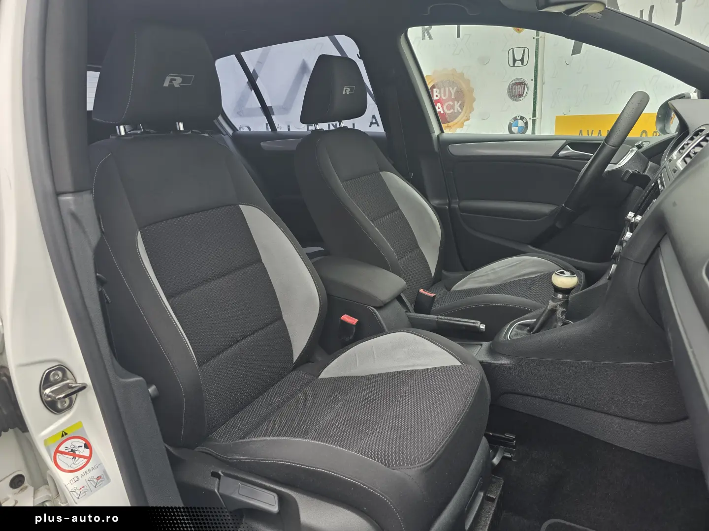 Volkswagen Golf R-Line 1.6 TDI DPF Comfortline