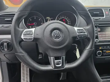 Volkswagen Golf R-Line 1.6 TDI DPF Comfortline