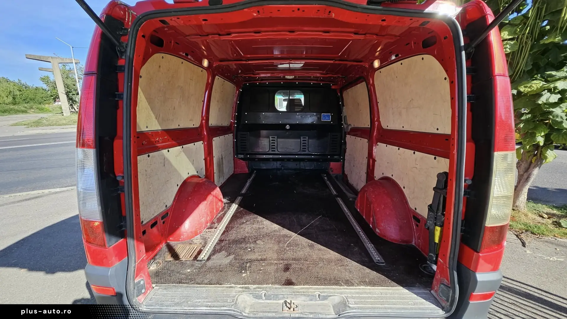 MERCEDES-BENZ VITO 2013