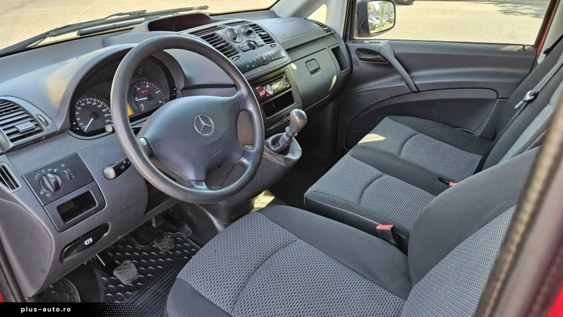 MERCEDES-BENZ VITO 2013