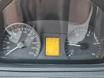 MERCEDES-BENZ VITO 2013