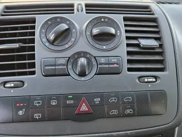 MERCEDES-BENZ VITO 2013