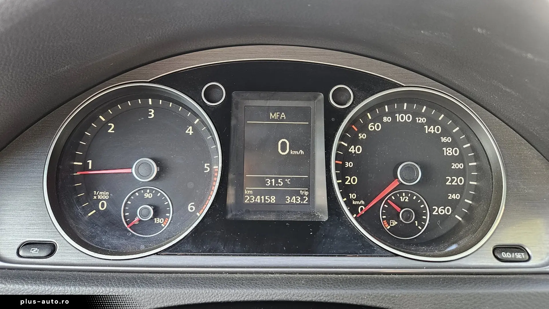 VOLKSWAGEN PASSAT 2.0 TDI 2011