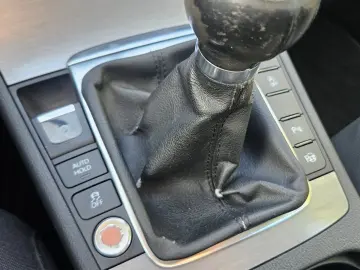 VOLKSWAGEN PASSAT 2.0 TDI 2011