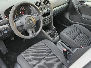 VOLKSWAGEN GOLF 6