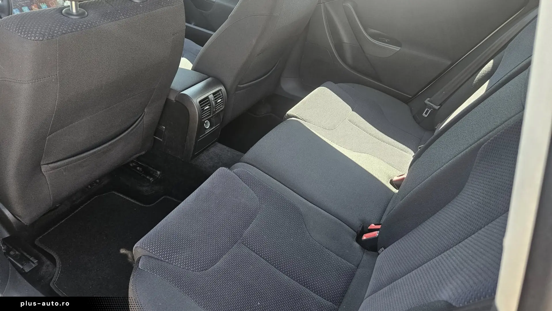 VOLKSWAGEN PASSAT 2.0 TDI 2010