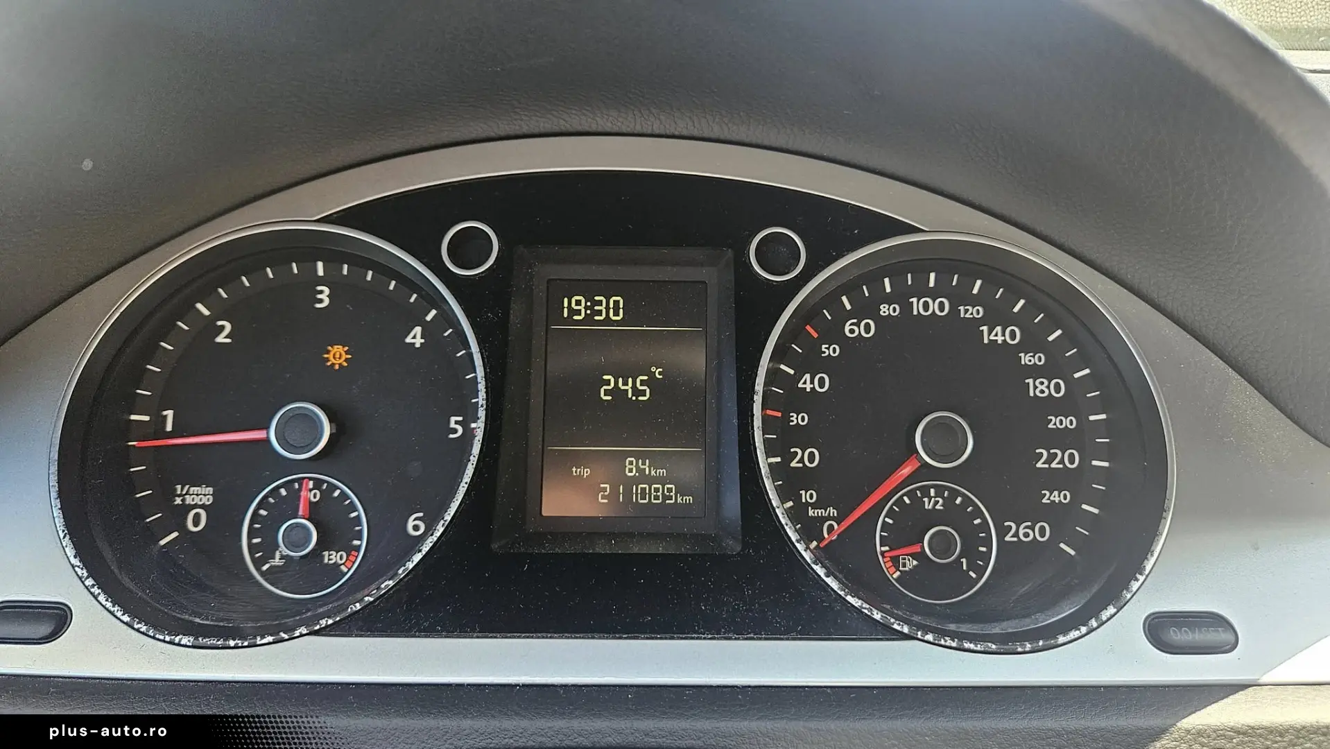 VOLKSWAGEN PASSAT 2.0 TDI 2010