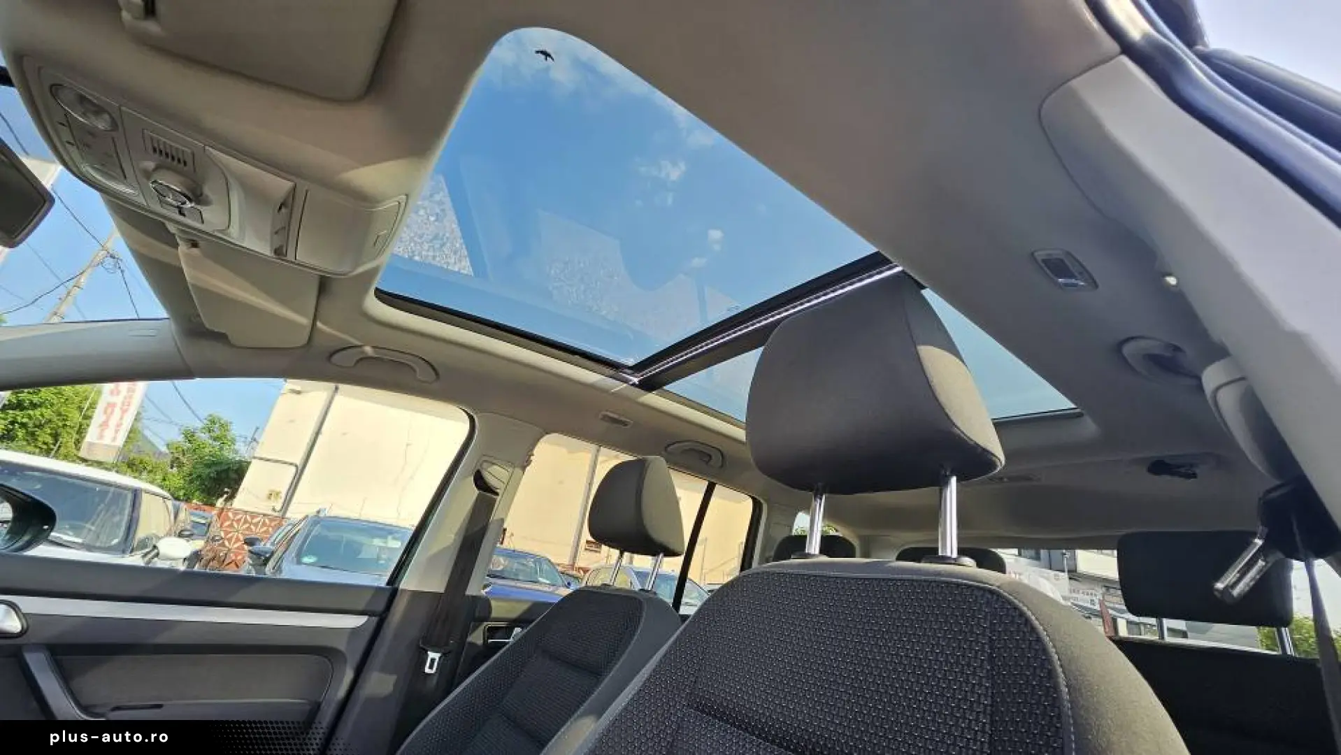 VOLKSWAGEN TOURAN 1.4 TSI PANORAMIC