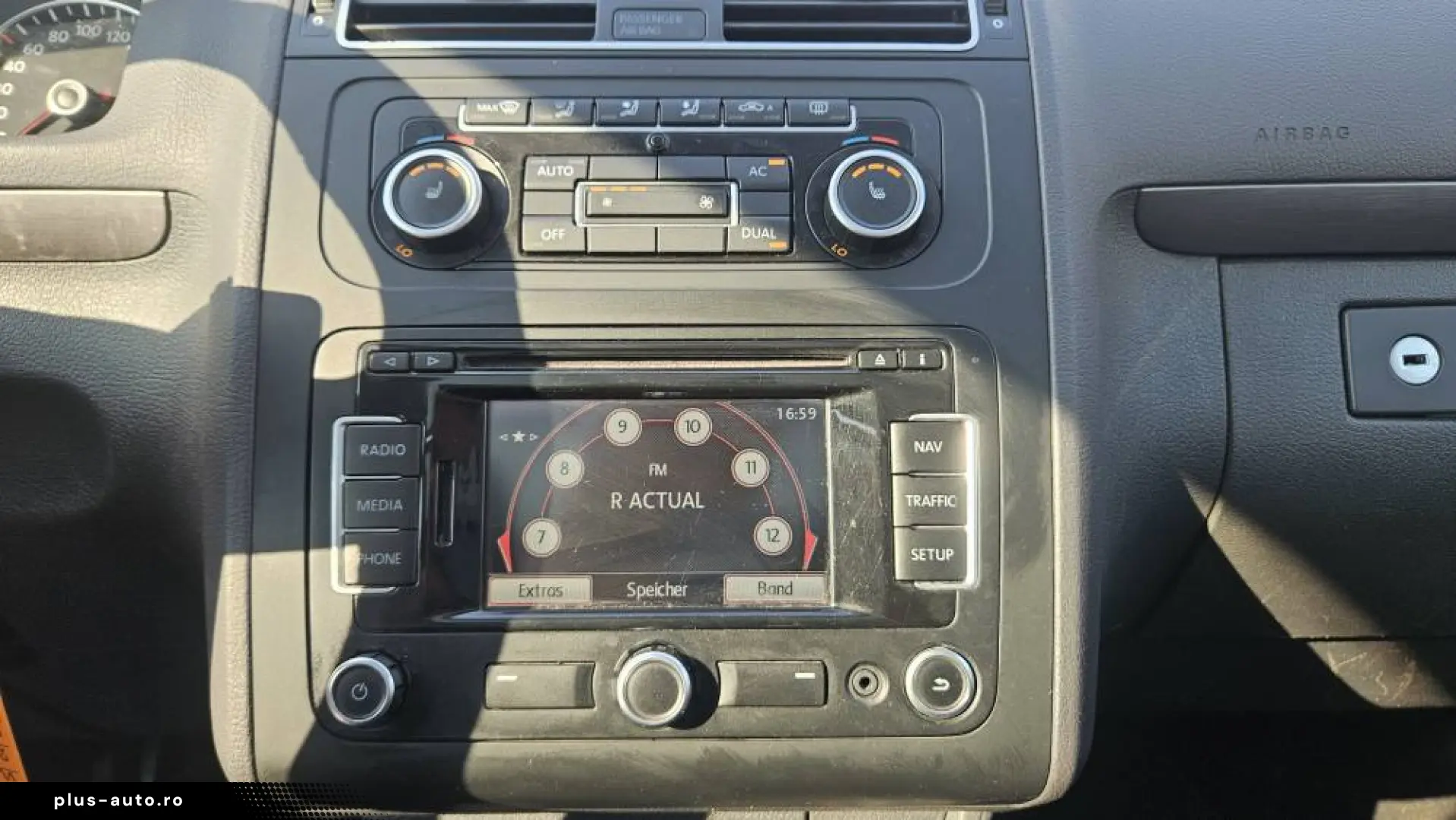 VOLKSWAGEN TOURAN 1.4 TSI PANORAMIC