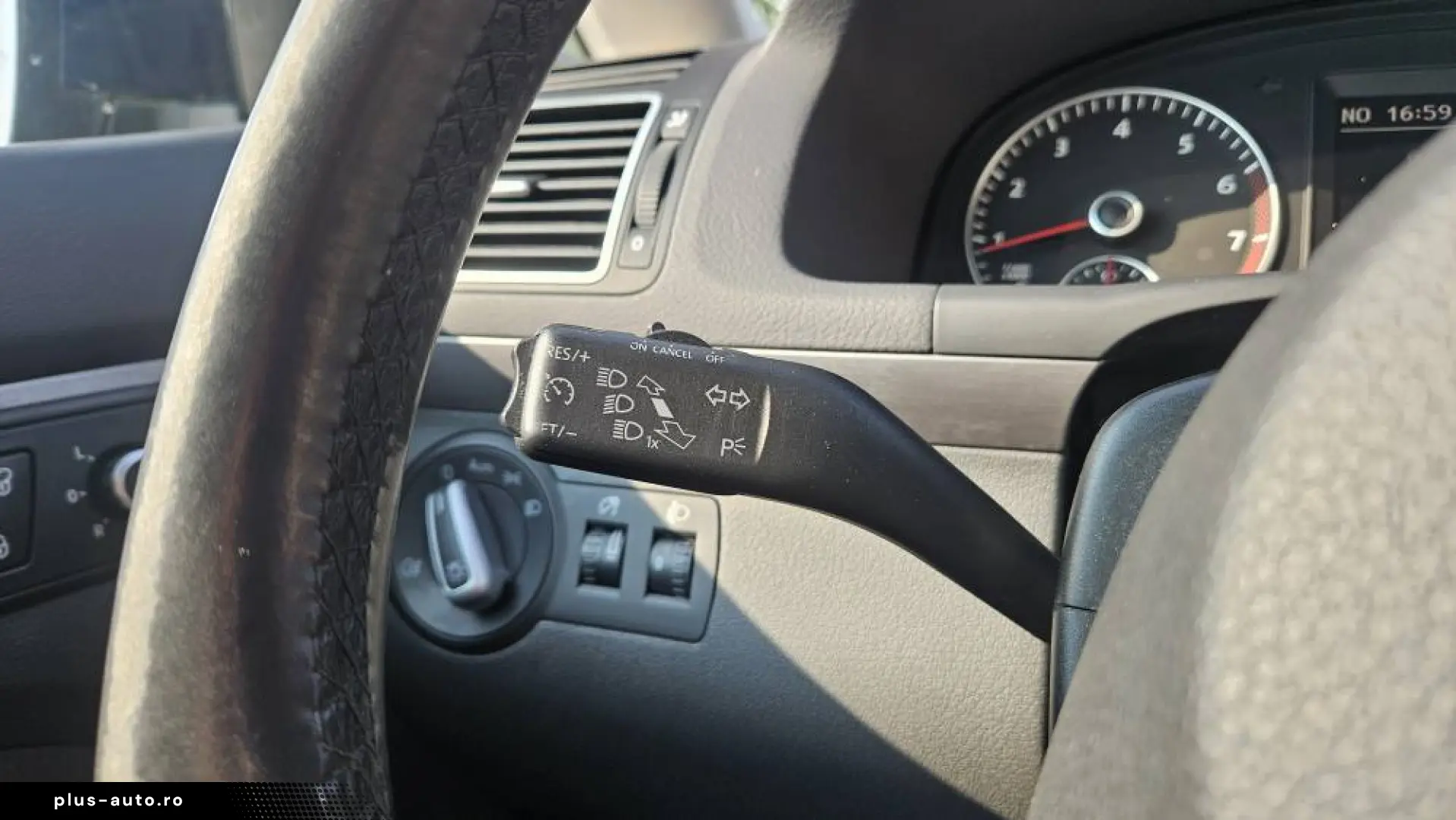 VOLKSWAGEN TOURAN 1.4 TSI PANORAMIC