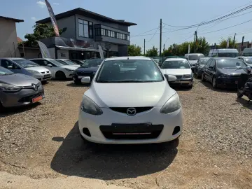 MAZDA 2 1.3 BENZINA 2009