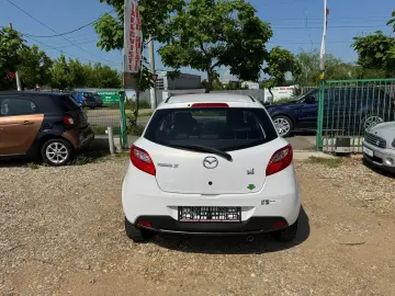 MAZDA 2 1.3 BENZINA 2009