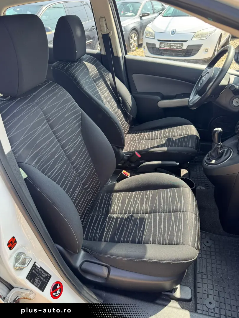 MAZDA 2 1.3 BENZINA 2009