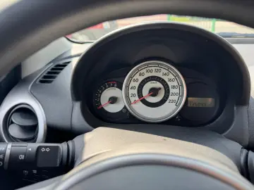 MAZDA 2 1.3 BENZINA 2009