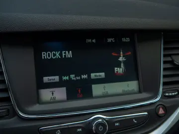 Opel Astra Tourer Senzori Start-Stop Bluetooth - Finanțare R