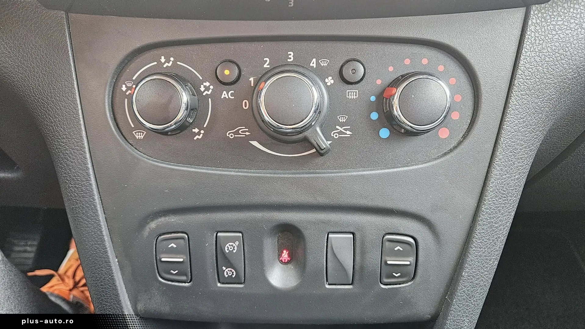 DACIA SANDERO 1.5 DCI 2014