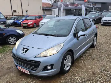 PEUGEOT 207 2011