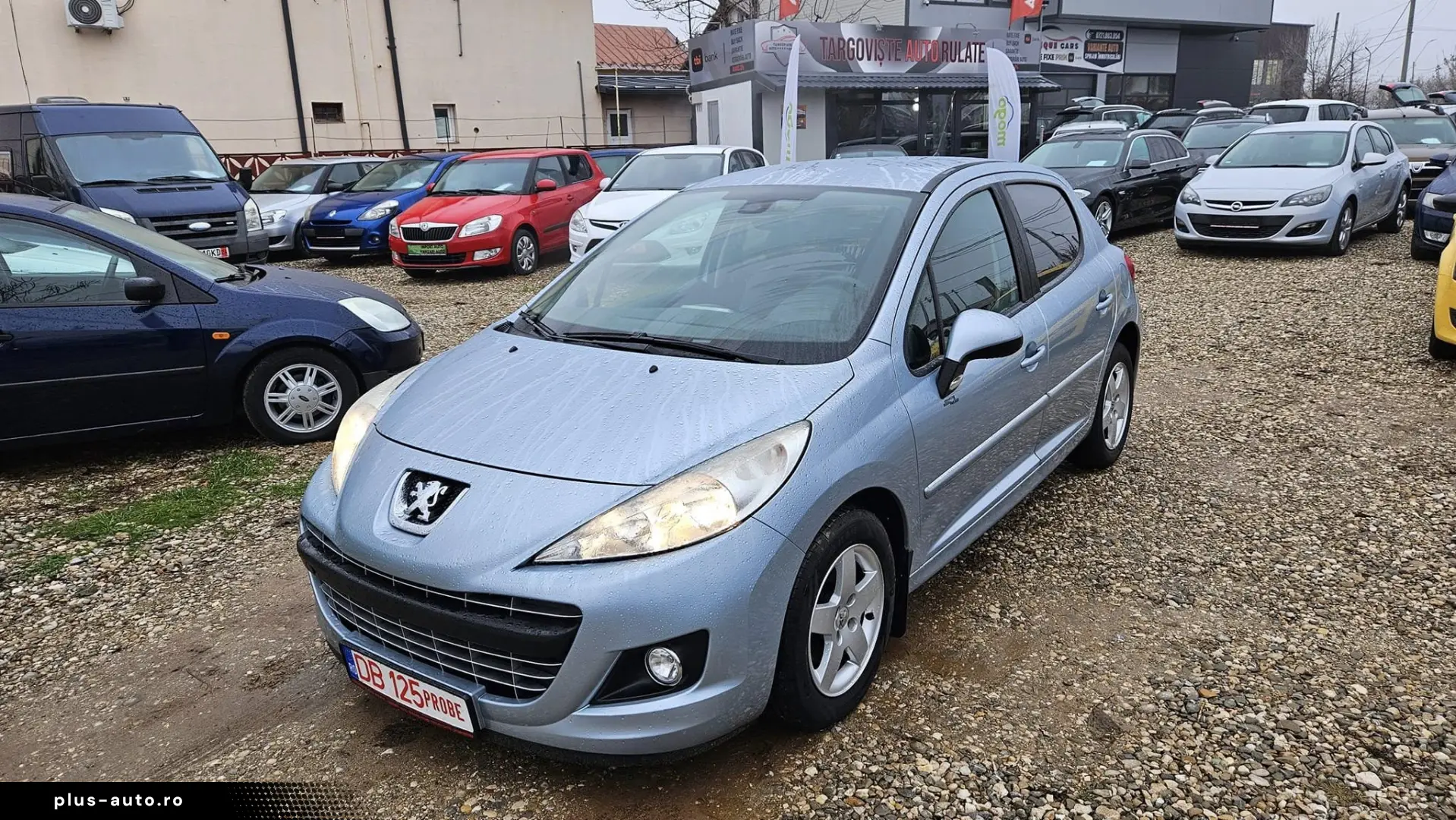 PEUGEOT 207 2011