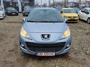 PEUGEOT 207 2011