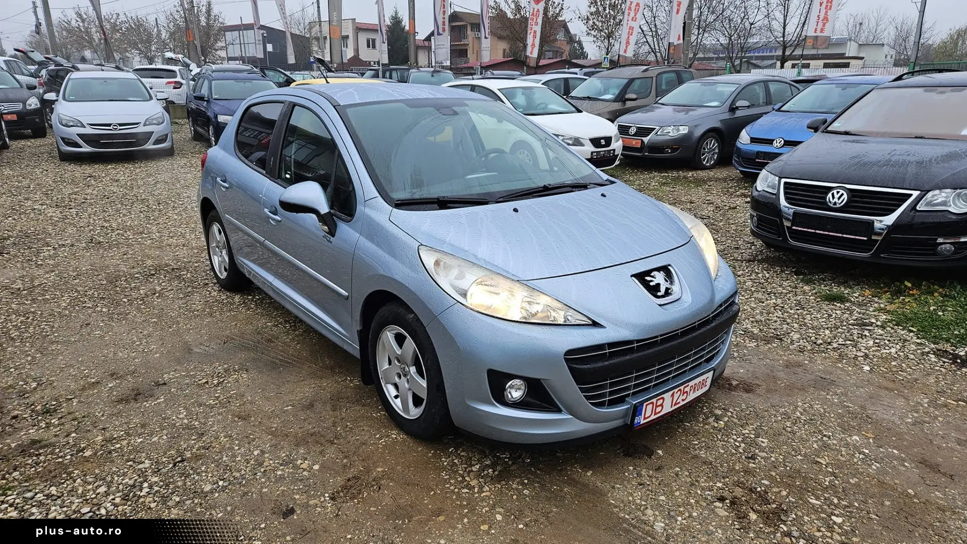 PEUGEOT 207 2011