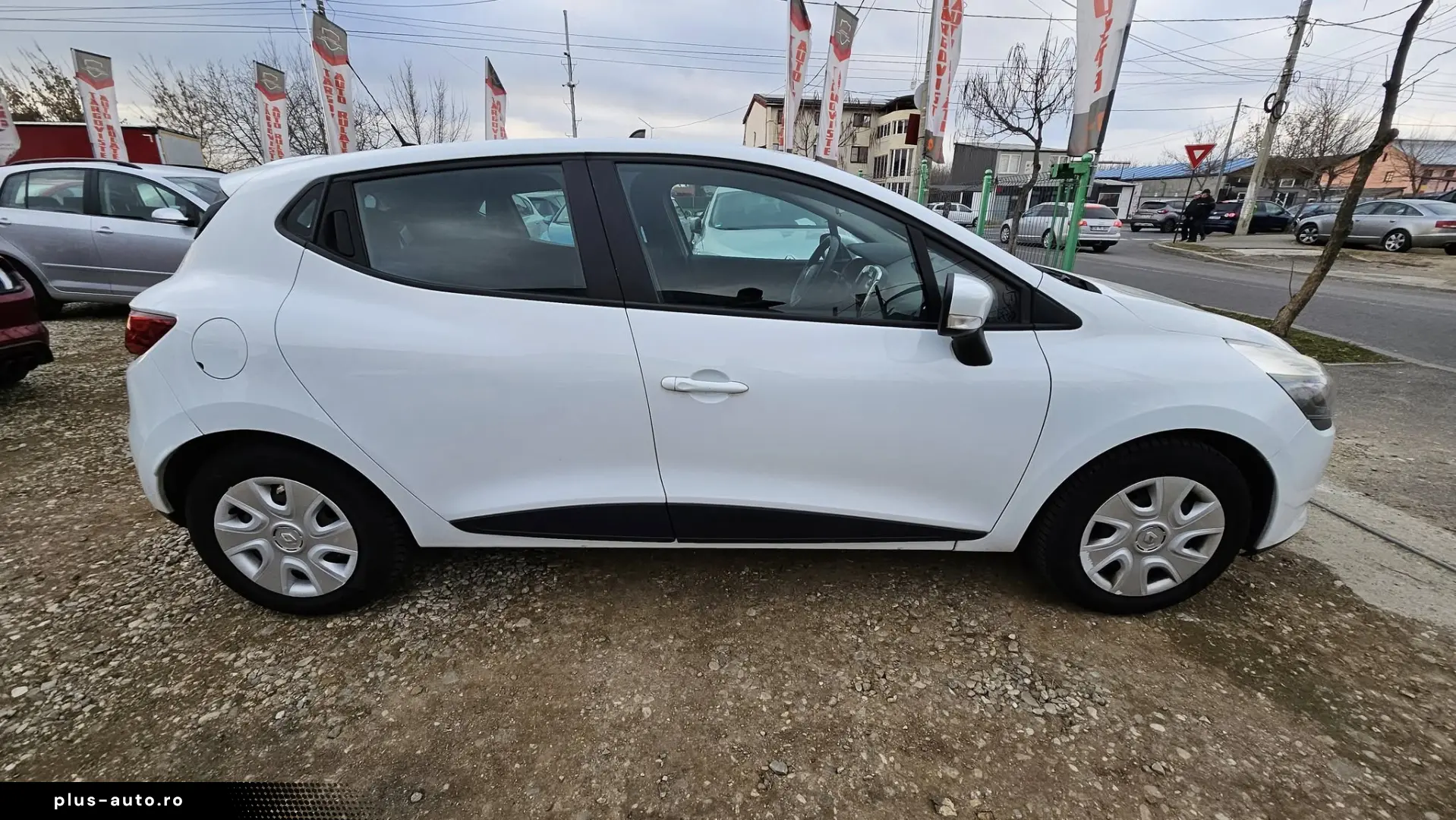 RENAULT CLIO 0.9 TCE 2013